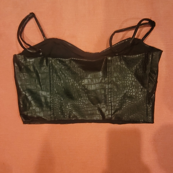 Express Bralette - Picture 3 of 4